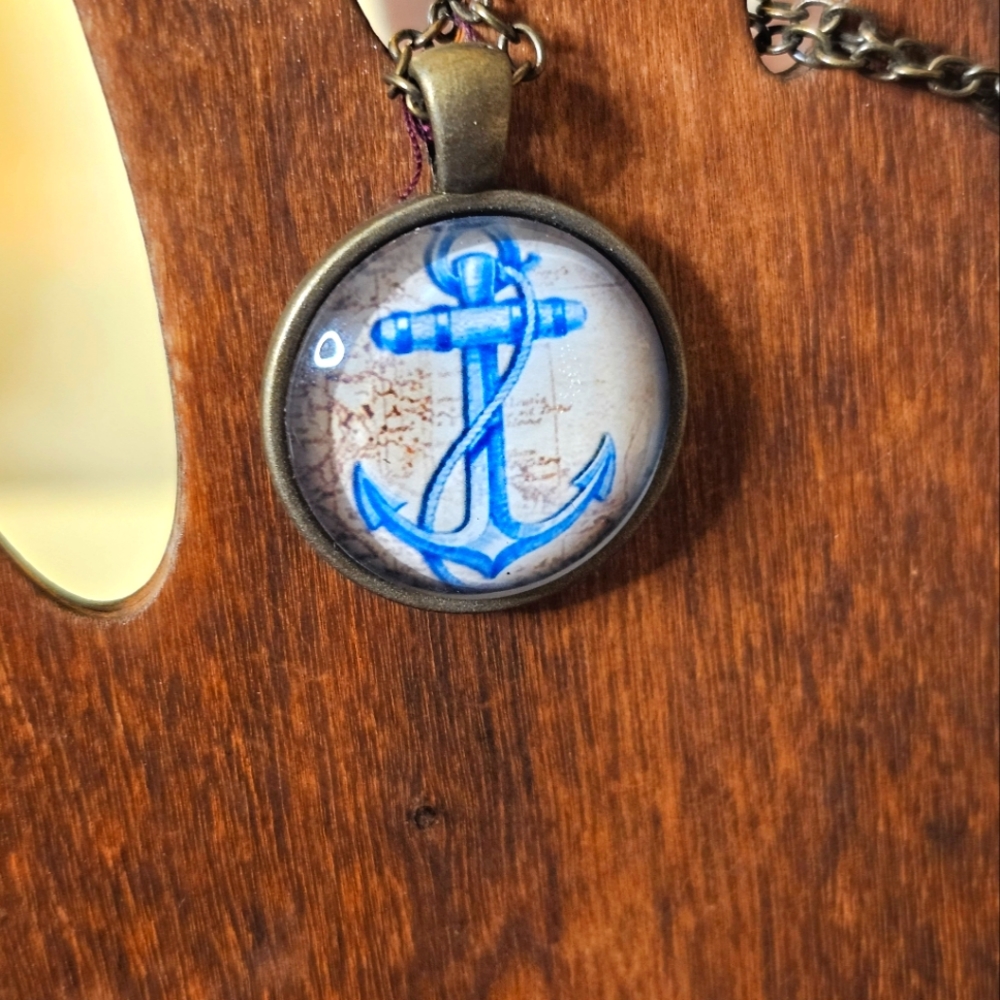 Glass dome ANCHOR graphic necklace